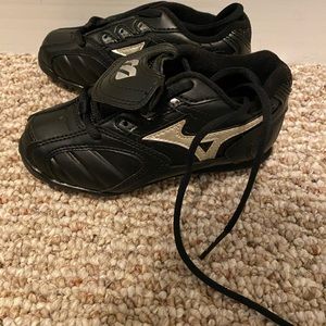 Never Before Worn Boys Baseball Cleats